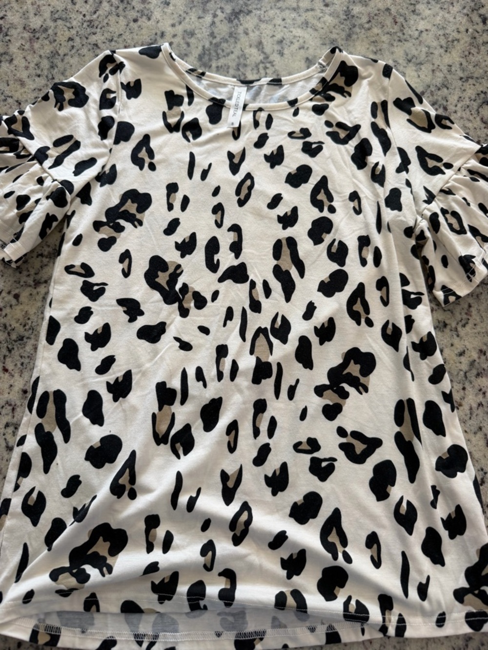 NWOT Tickled Teal Black & White Leopard Print Short Sleeve Top